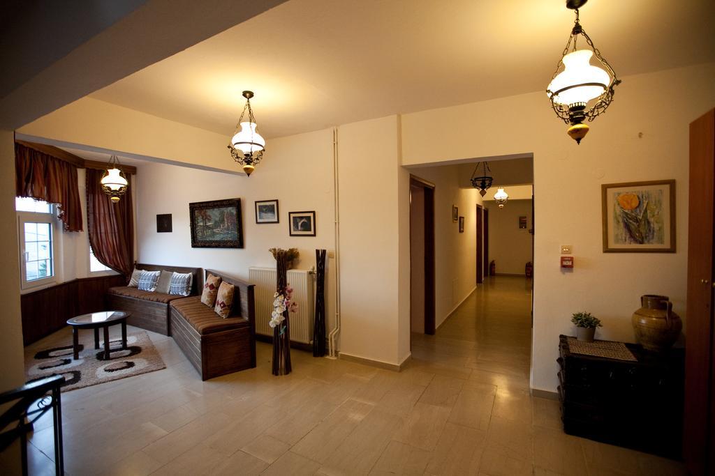Hotel Χenonas Ziakos Amárantos Zewnętrze zdjęcie